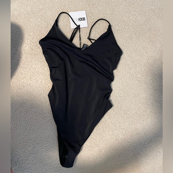 Beach Riot Susie Black One Piece with Pink Flowers - Picture 8 of 8